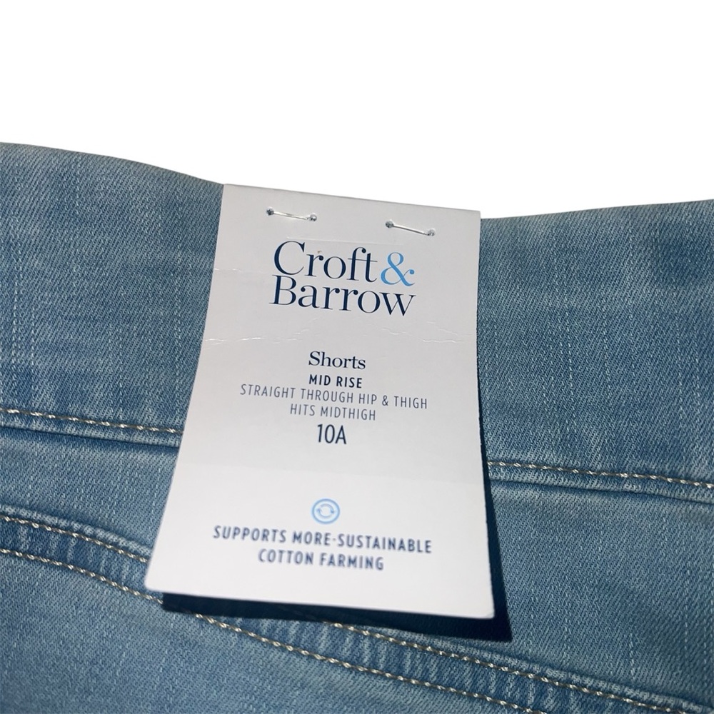 Croft & Barrow Women’s Shorts Sz 10A Mid Rise Pull On Stretchy Denim Slimming - Picture 8 of 9